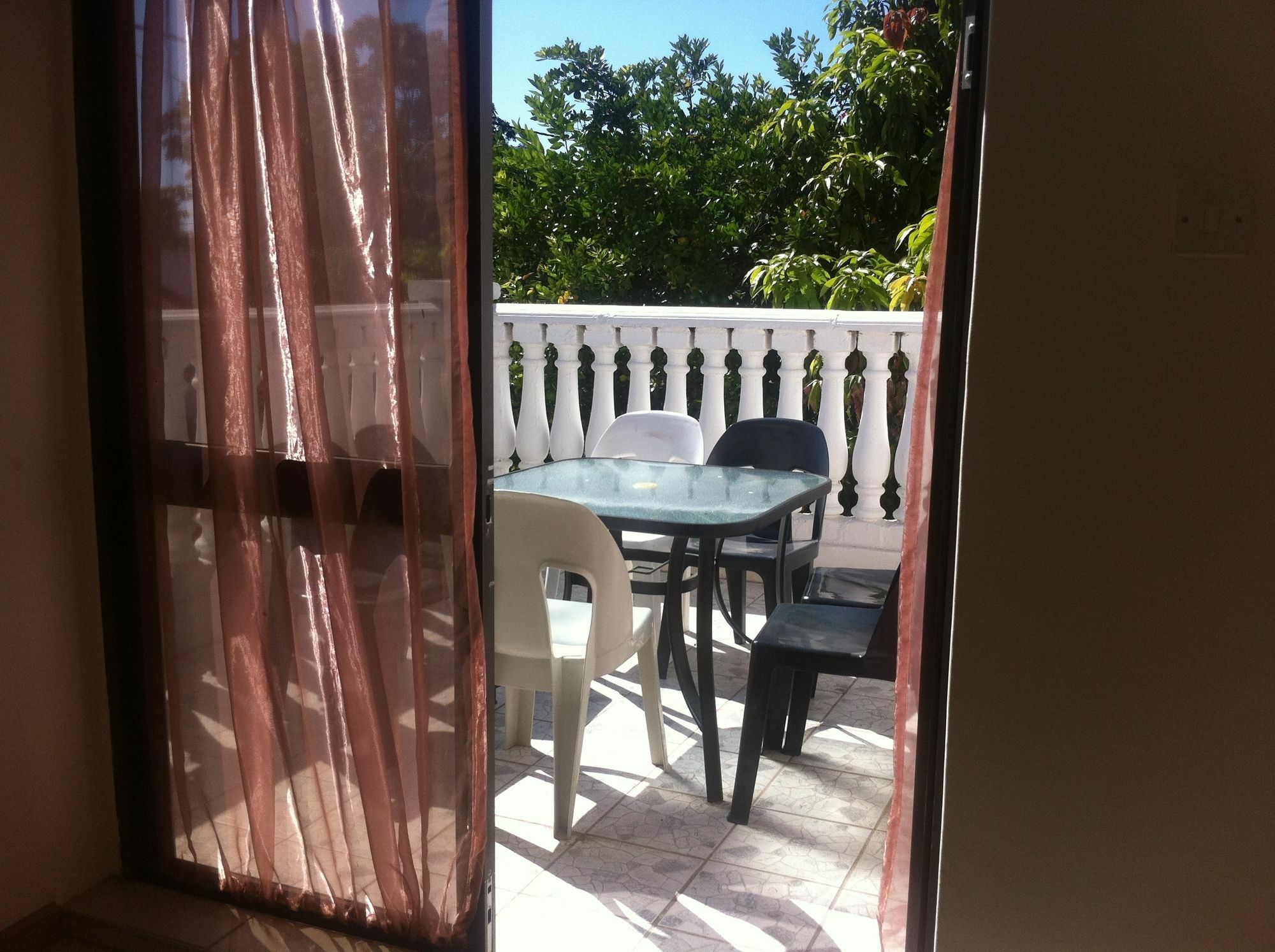 Upper Room Guest House Francistown Exterior foto
